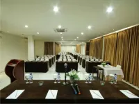 The Pade Hotel Hotels in Banda Raya