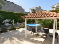 Giardino Delle Meraviglie Hotels in Floridia