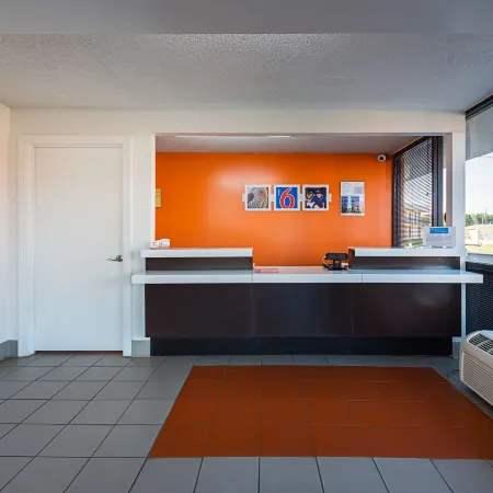 Studio 6 Suites Perry, GA