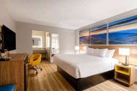 Days Inn by Wyndham Mooresville Lake Norman