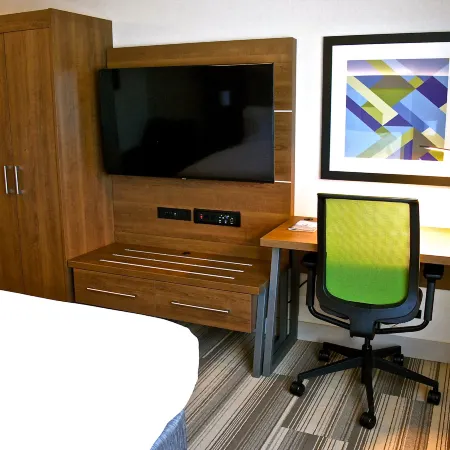 Holiday Inn Express Vancouver Airport - Richmond by IHG