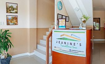 Jeanine's Travellers Inn by RedDoorz