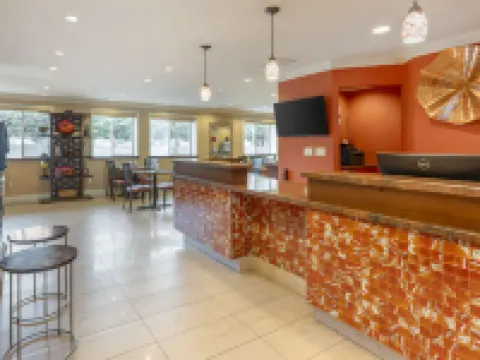 Best Western Plus Airport Plaza Hotels in San Jose