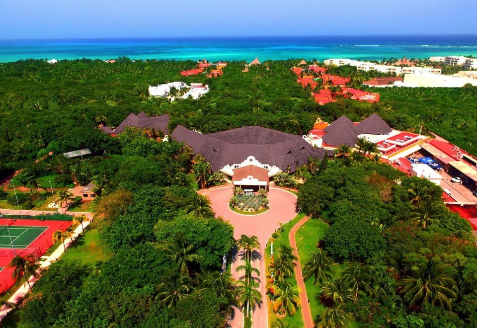 hotel overview picture