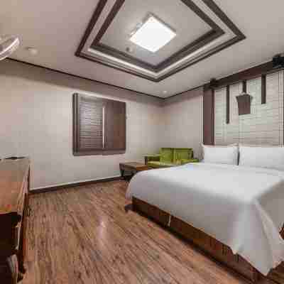 モーテル ナイン Rooms