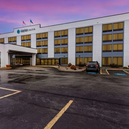 Clarion Pointe Near Erie Casino