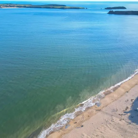 South Beach View - 2 Bedroom Apartment - Tenby
