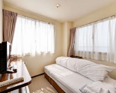 Business Hotel Sanroku Hotels in Tome
