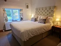 Collaven Manor Hotels in West Devon District