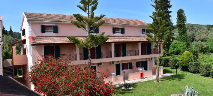 Oula Maisonettes Suites Hotele w: Kavos