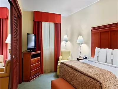 Holiday Inn Express Medical - Market Ctr Hotels in Dallas