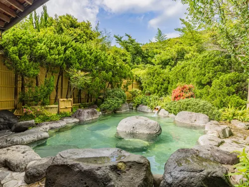 Kaneyoshi Ittouan - Hot Springs