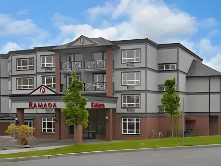 Ramada by Wyndham Nanaimo Отели в г. Нанаймо