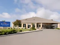Quality Inn & Suites Willows Hotels near Willows Museum