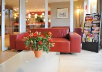 Séjours & Affaires Créteil le Magistere Hotel di Joinville-le-Pont