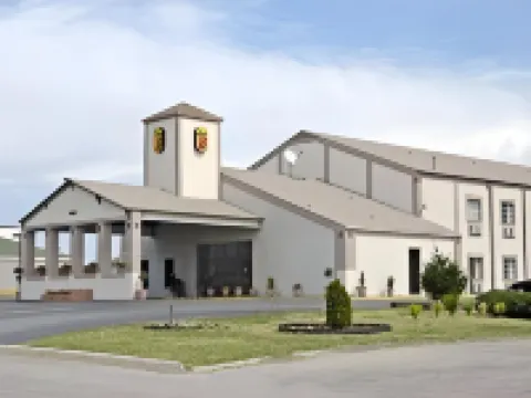 Super 8 by Wyndham Gainesville TX Hotels in Cooke County