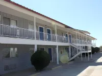 Gold Key Inn Hotels in Brady