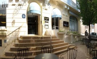 Brit Hotel de Grignan Vichy