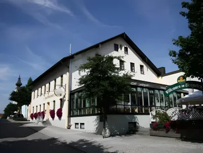 Hotel - Landgasthof Obermaier Zum Vilserwirt Các khách sạn ở Haunwang