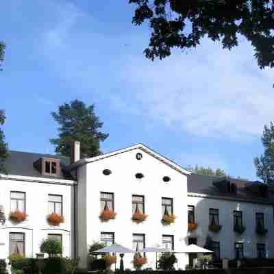 Kasteel Van Nieuwland Hotel Exterior