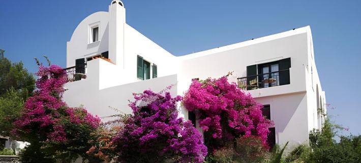 Costa Marina Villas Hotels in Santorini