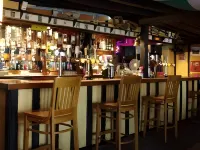 The George Hotel, Amesbury, Wiltshire - bar