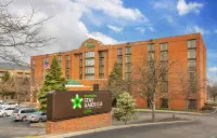 Extended Stay America Premier Suites - Cleveland - Independence Hotels in Seven Hills