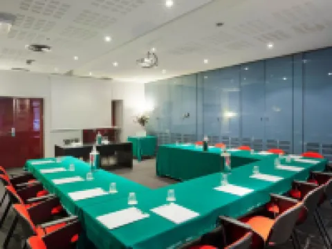 ชัวร์โฮเทล บาย เบสท์เวสเทิร์น ตูริน ซิตี้เซ็นเตอร์ โรงแรมในทูริน