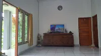 Homestay Penginapan Villa Pesona Alam View Sungai Elo Hotels in Mungkid