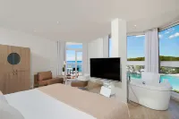 MELIÁ Cala Galdana Hôtels à : Area Metropolitana de Ciutadella