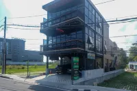 Urbanview KeTemon Hotel & Resto Yia by RedDoorz فنادق في Temon