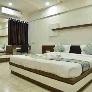 Hotel Savera Inn Rooms