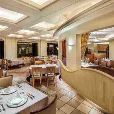 エクシブ鳴門 ザ・ロッジ Dining/Meeting Rooms