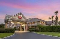 Best Western Plus Kingsland - parking