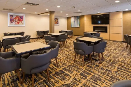 Best Western on the Avenue