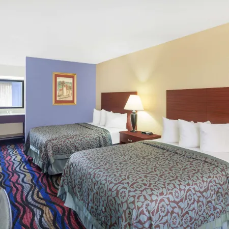 Days Inn by Wyndham Uvalde