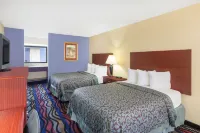 Days Inn by Wyndham Uvalde - Pools