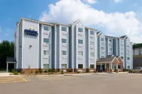 Microtel Inn & Suites by Wyndham Waynesburg Hotel di Franklin Township