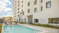 Staybridge Suites IRAPUATO by IHG - piscina