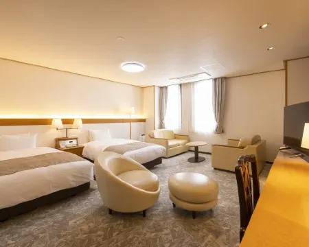 Hotel Grande Hagakure โรงแรมในซากา