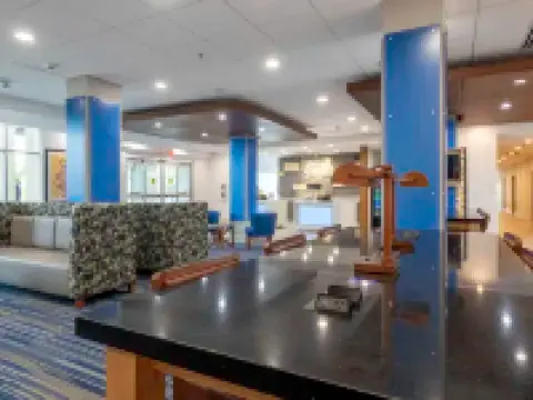 Holiday Inn Express & Suites STAUNTON by IHG Hotels in Augusta County