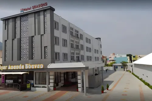 Hotel Seasons Hotels in Tiruvannamalai