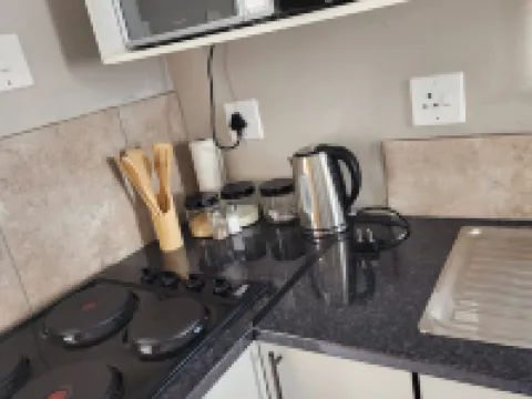 Khutsong Apartmentss โรงแรมในเซกุนดา