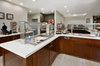 Staybridge Suites AMES by IHG - breakfast