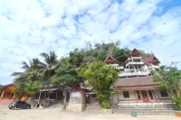 Vila Kopiori Gunungkidul Hôtels à : Gondomanan