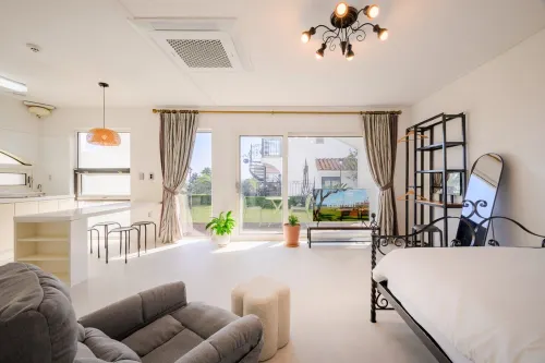 Seogwipo Orange Tree House Pension