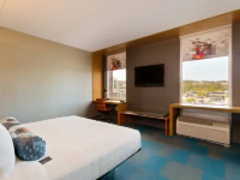 Aloft Birmingham Soho Square Hotels in Homewood