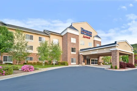 Fairfield Inn & Suites Cherokee