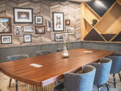 Delta Hotels Marriott Cincinnati Sharonville Hotels in Hamilton County