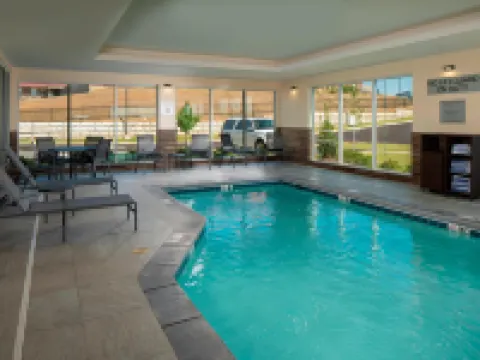 Fairfield by Marriott Inn & Suites Batesville Hotels in Batesville